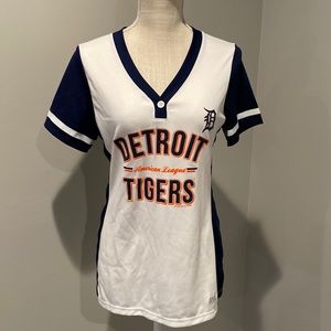 Detroit Tigers Women’s Jersey Style Shirt Size: M